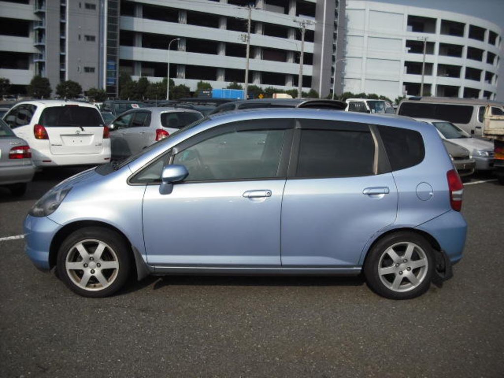 2002 Honda Fit