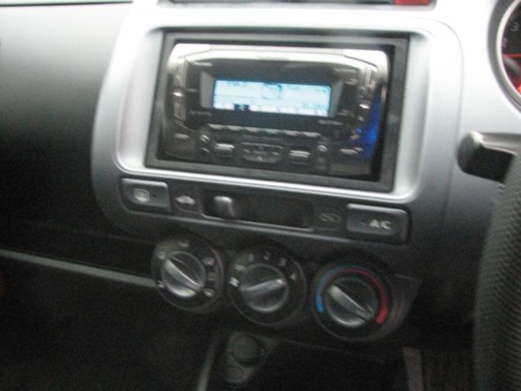 2002 Honda Fit