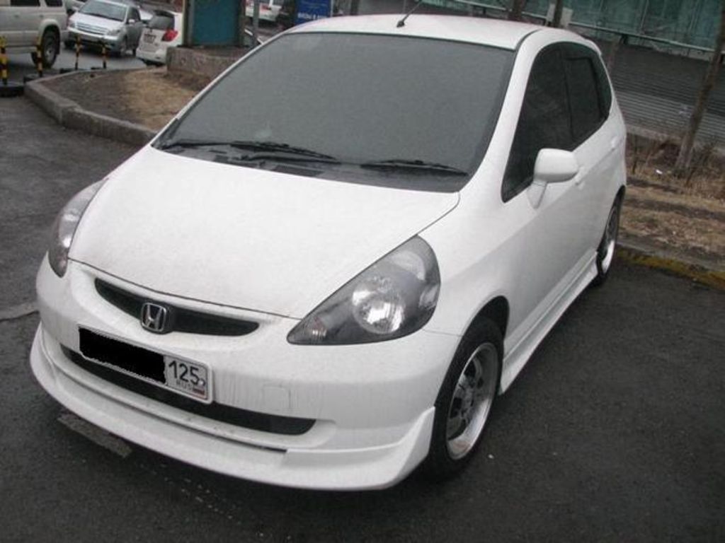 2002 Honda Fit