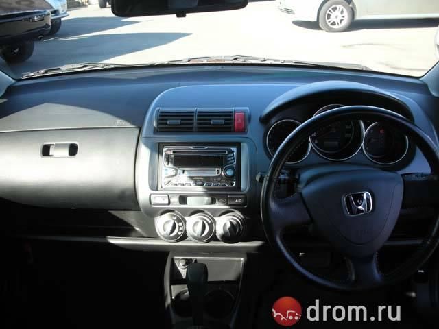 2002 Honda Fit