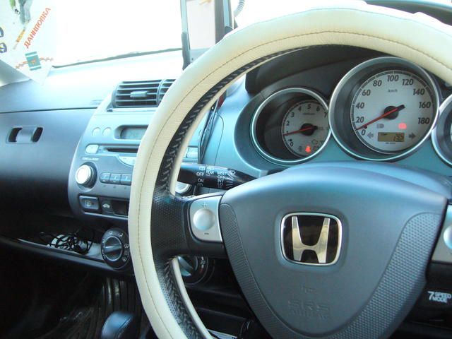 2002 Honda Fit