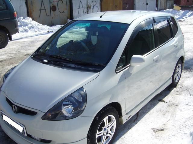 2002 Honda Fit