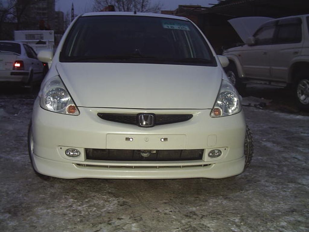 2002 Honda Fit