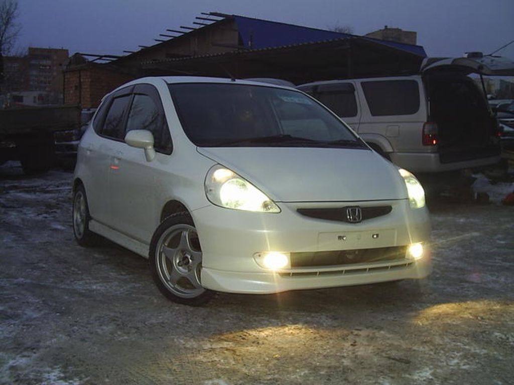 2002 Honda Fit