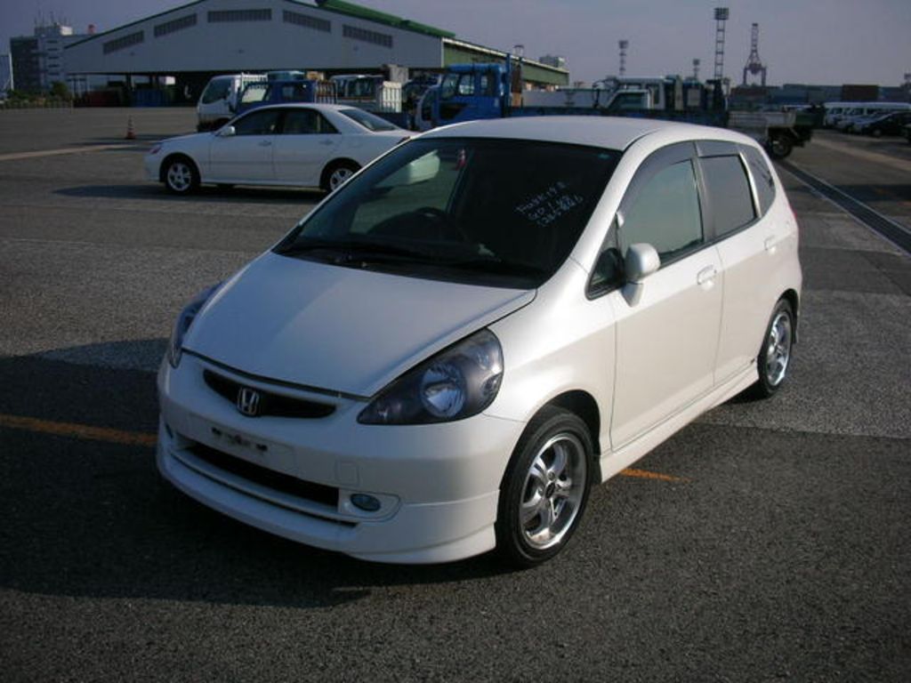 2002 Honda Fit