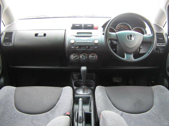 2002 Honda Fit