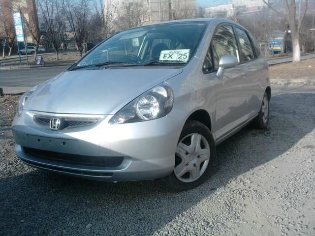 2002 Honda Fit