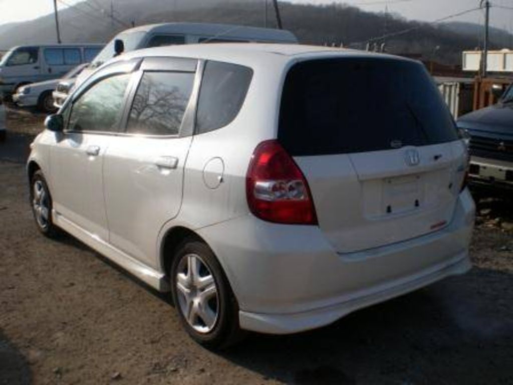 2002 Honda Fit