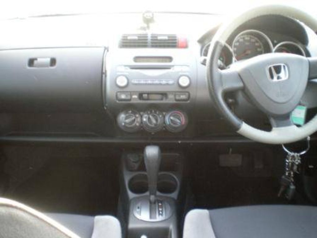 2002 Honda Fit