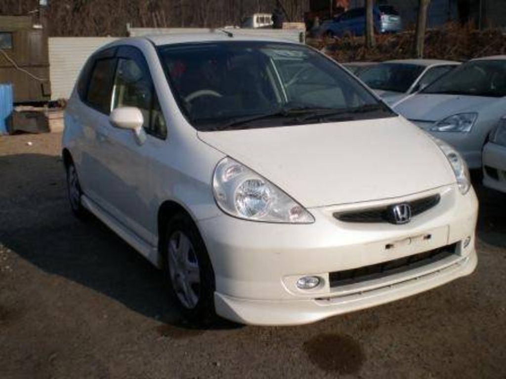 2002 Honda Fit