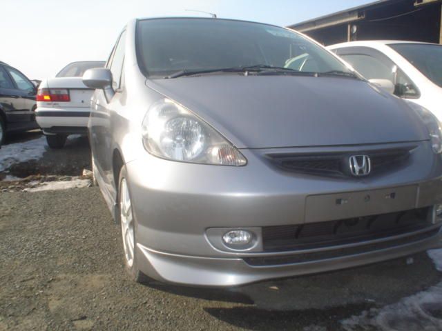 2002 Honda Fit