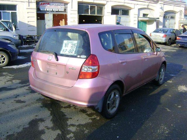 2002 Honda Fit