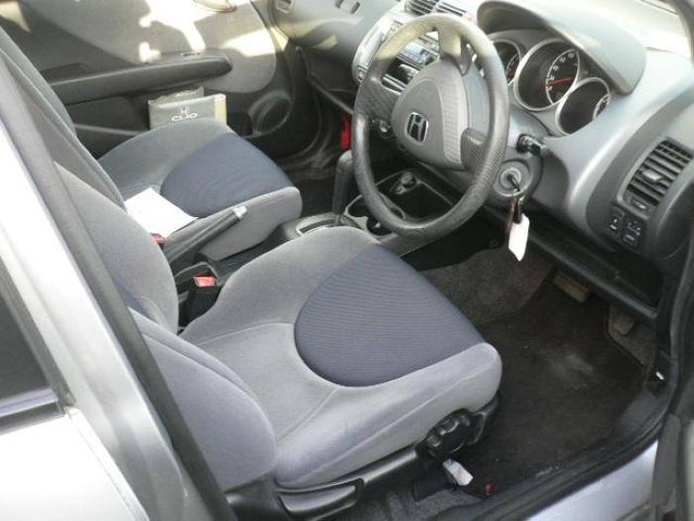 2002 Honda Fit