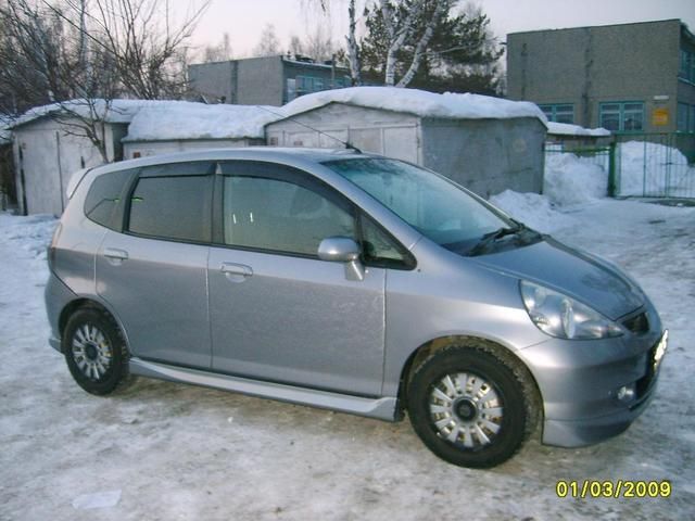 2002 Honda Fit