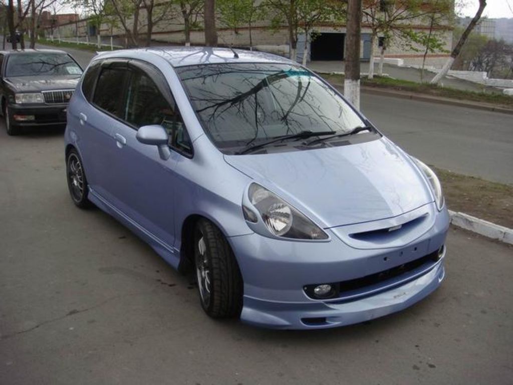 2002 Honda Fit