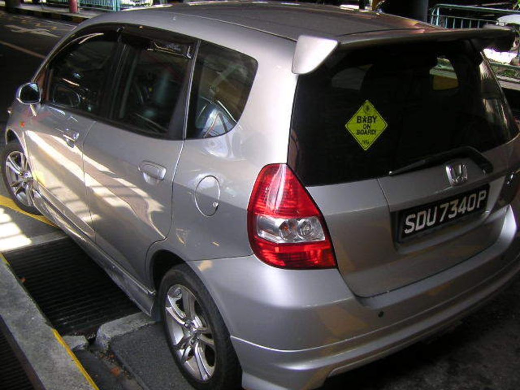 2002 Honda Fit