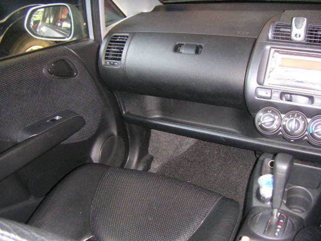 2002 Honda Fit