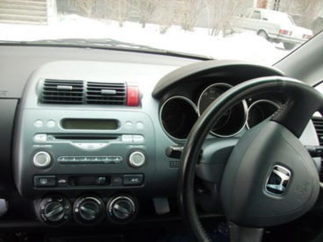 2002 Honda Fit