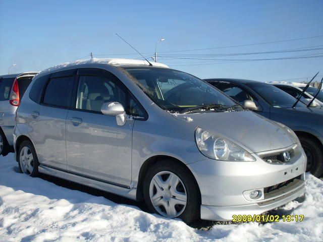 2002 Honda Fit