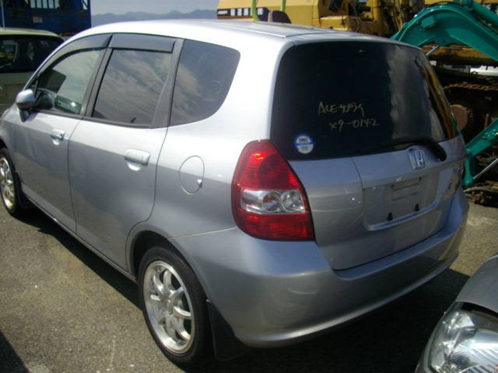 2002 Honda Fit