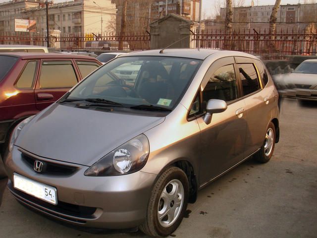 2002 Honda Fit