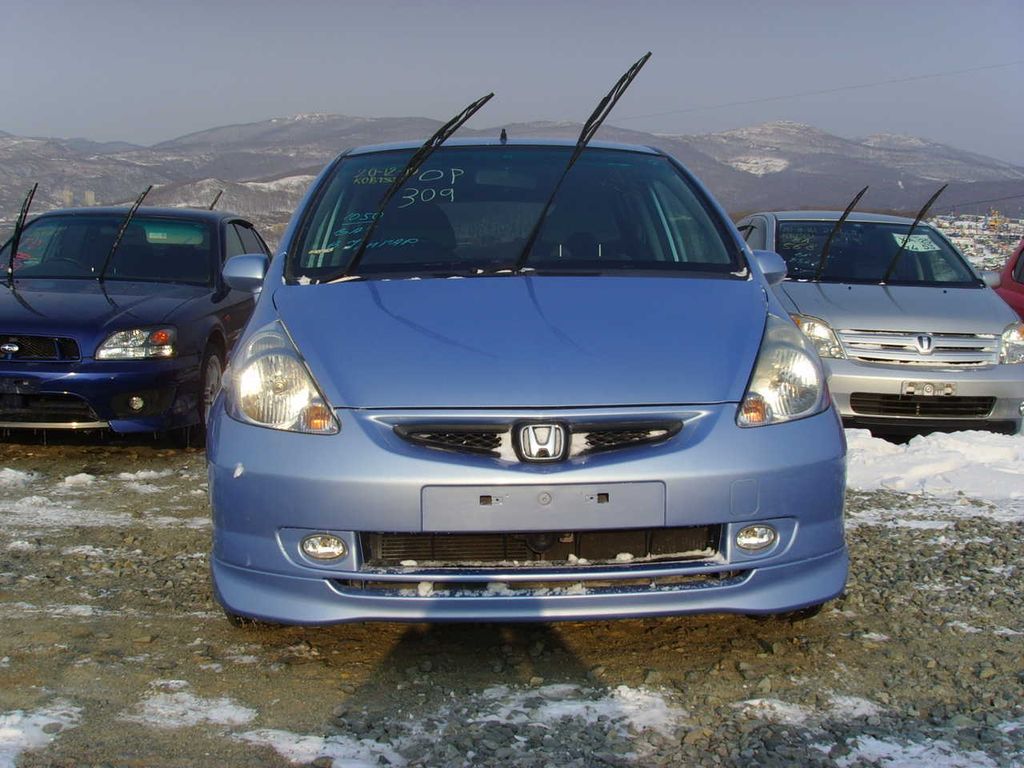 2002 Honda Fit