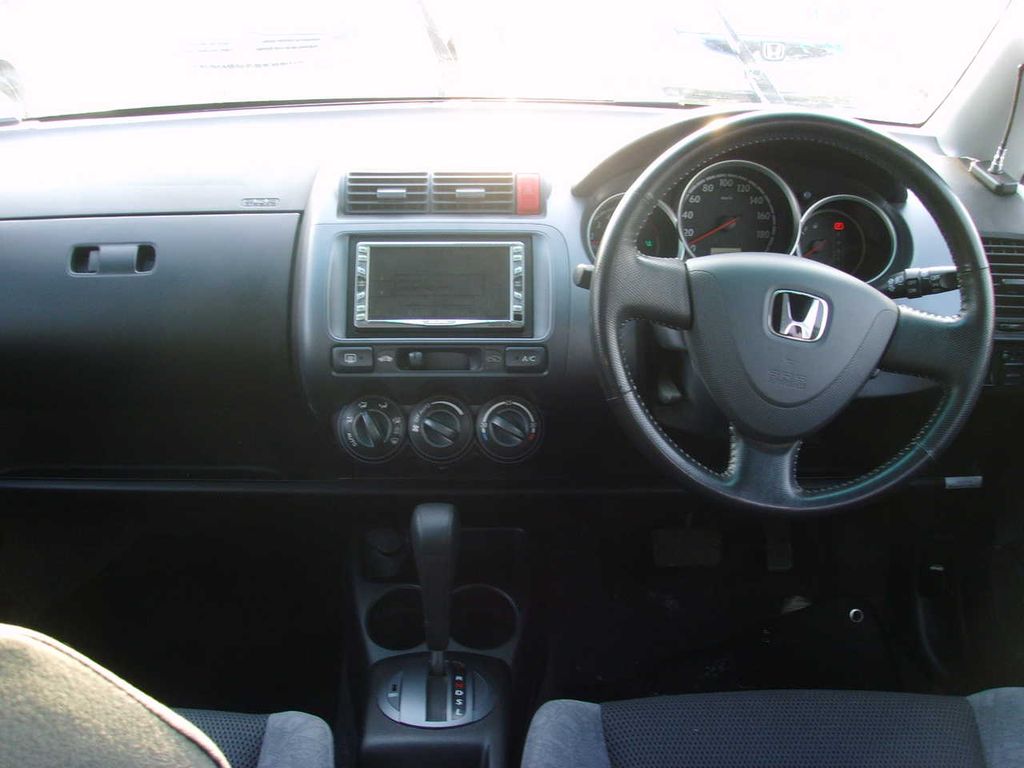 2002 Honda Fit