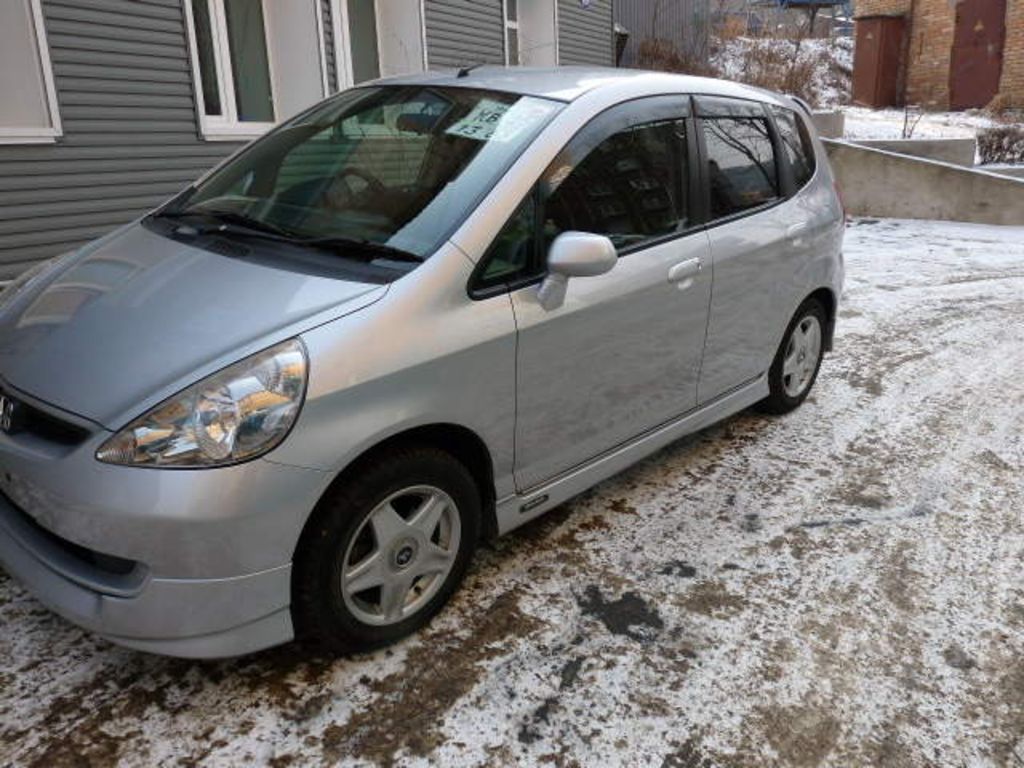 2002 Honda Fit