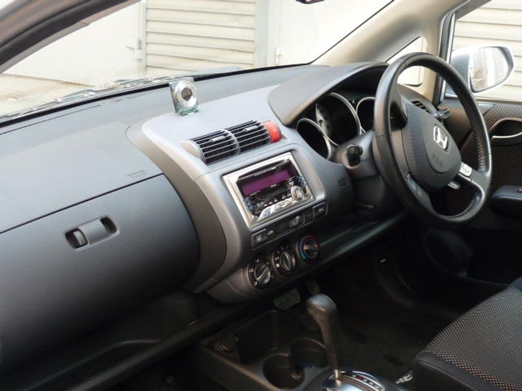 2002 Honda Fit