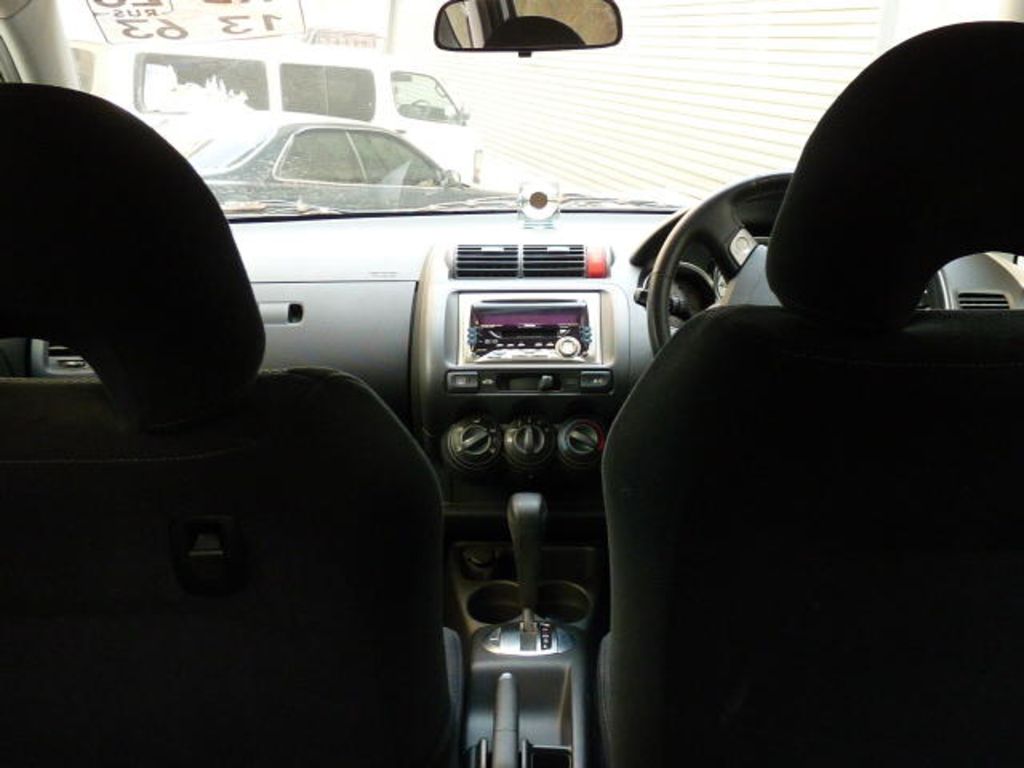 2002 Honda Fit