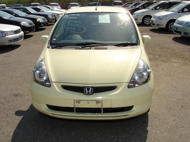 2002 Honda Fit