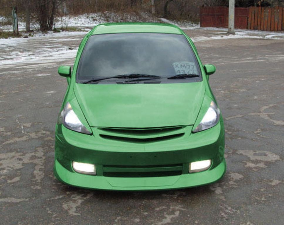 2002 Honda Fit