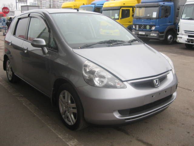 2002 Honda Fit