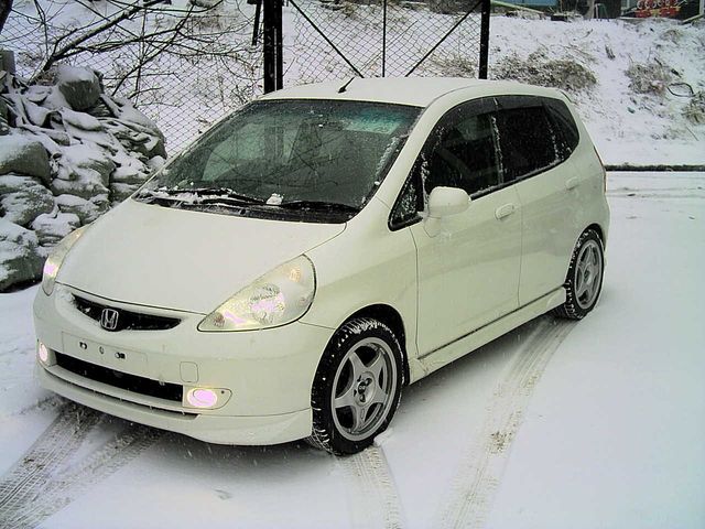 2002 Honda Fit