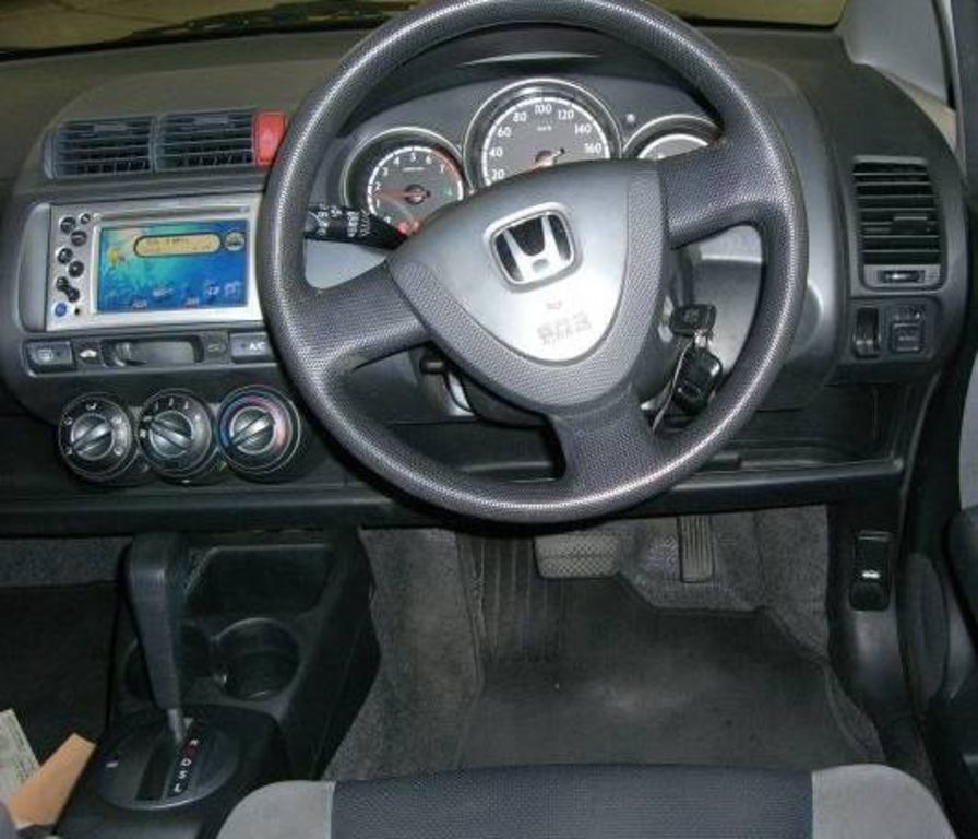 2002 Honda Fit