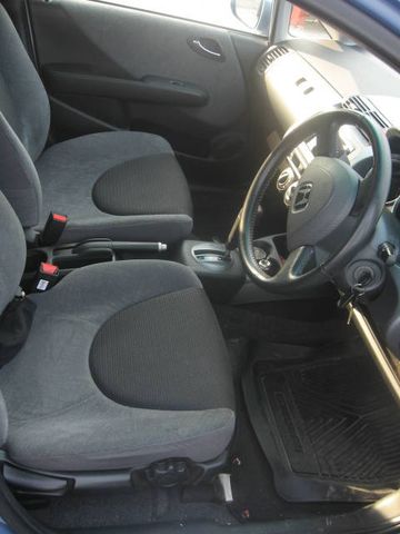 2002 Honda Fit