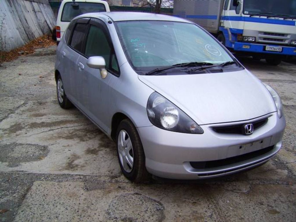 2002 Honda Fit