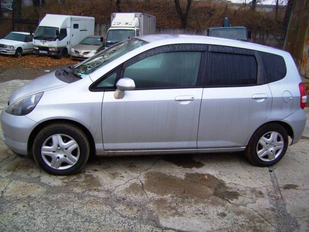 2002 Honda Fit