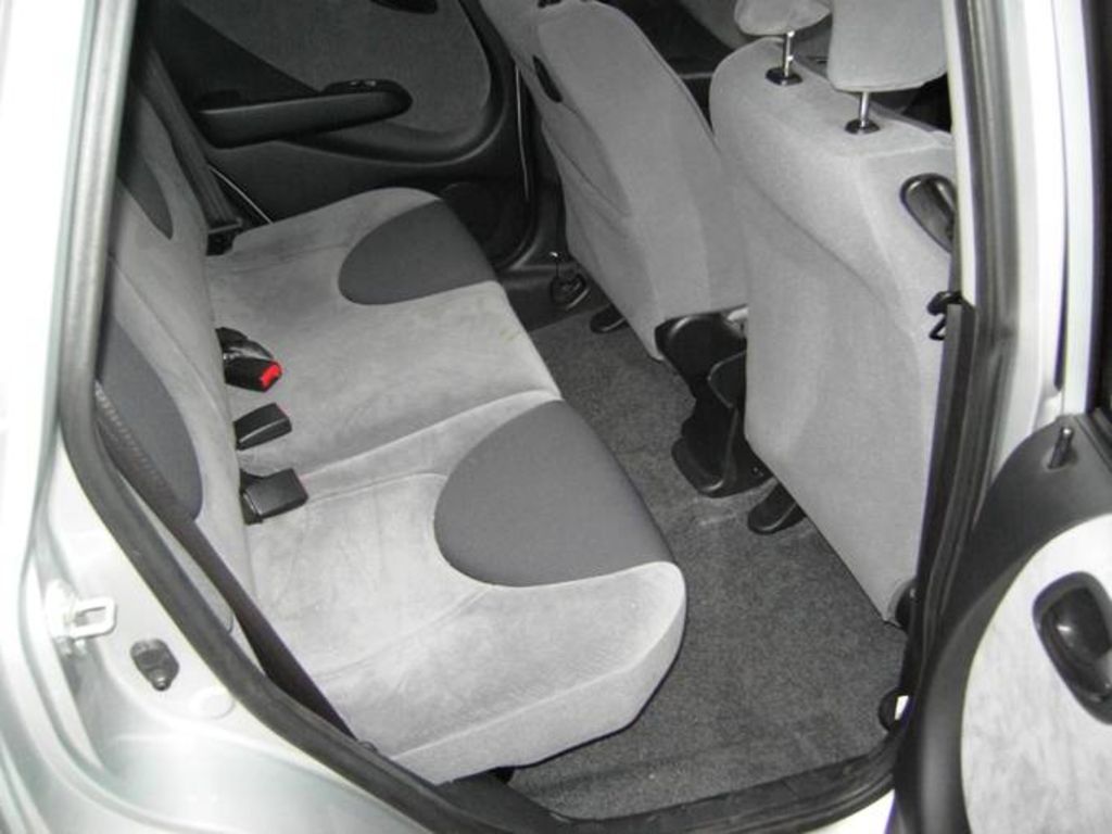 2002 Honda Fit