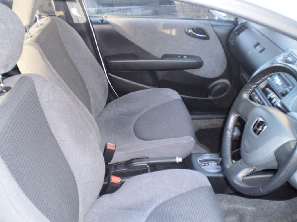 2002 Honda Fit