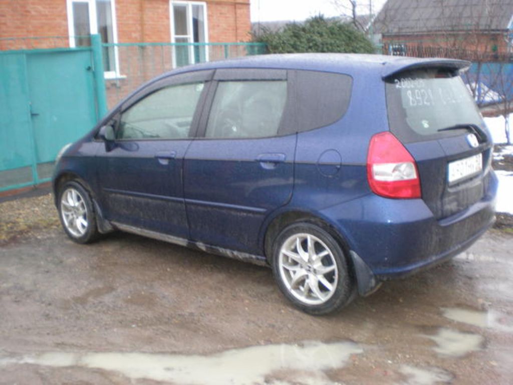 2002 Honda Fit