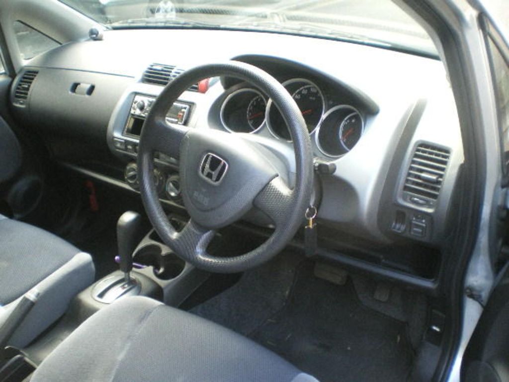 2002 Honda Fit