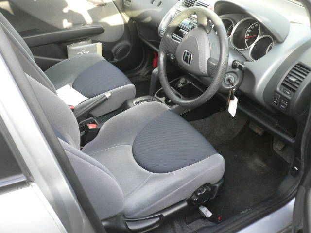 2002 Honda Fit