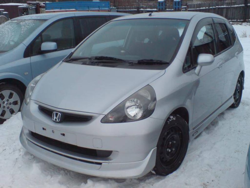 2002 Honda Fit