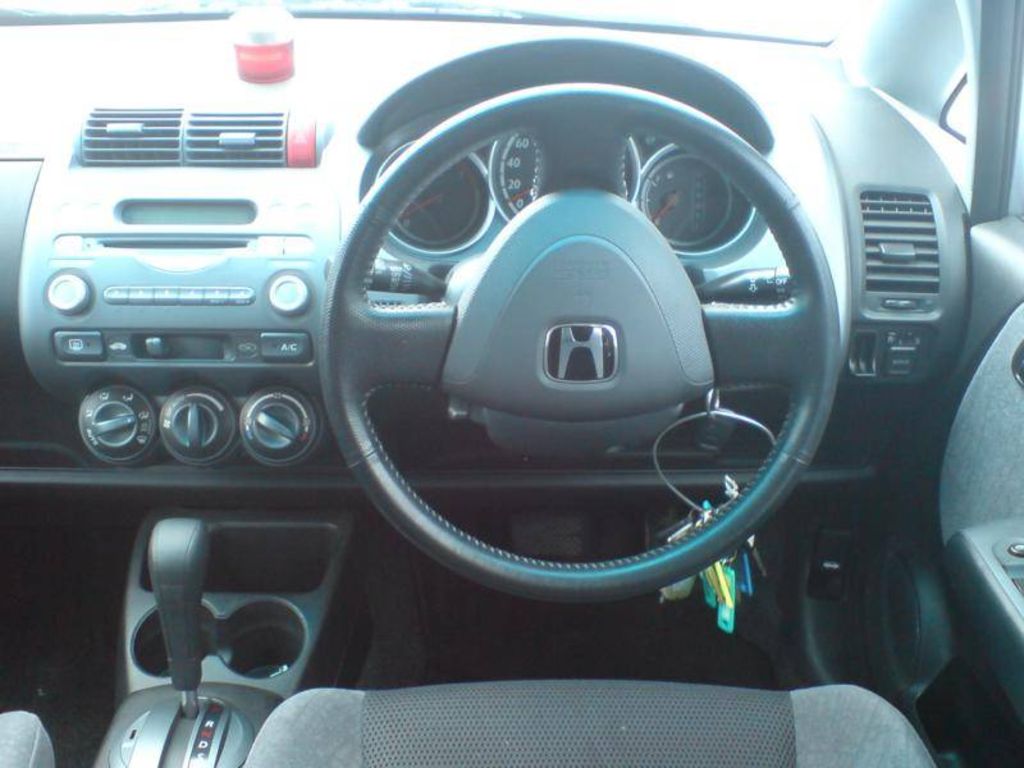 2002 Honda Fit