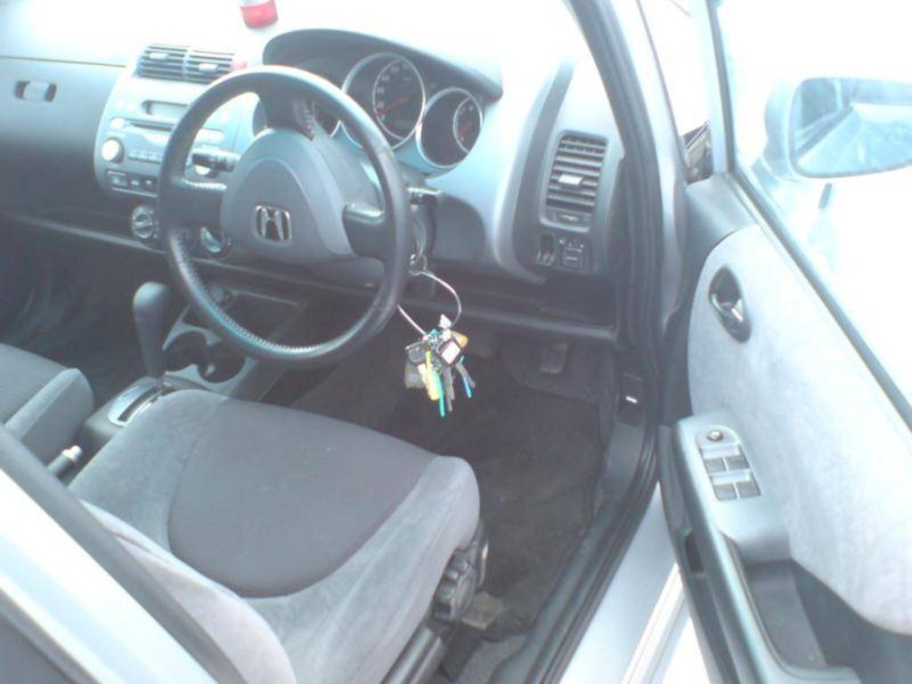 2002 Honda Fit