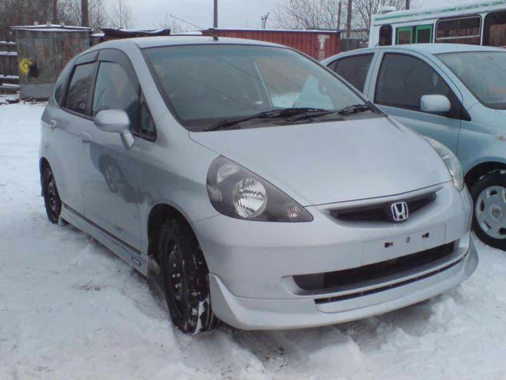 2002 Honda Fit