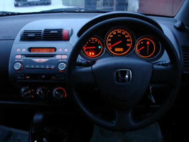 2002 Honda Fit