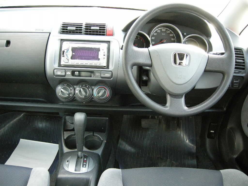 2002 Honda Fit