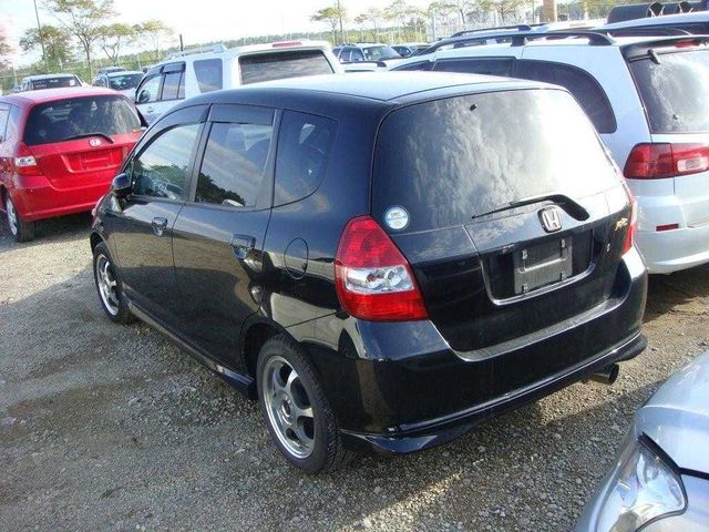 2002 Honda Fit